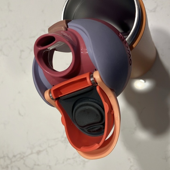 Tangy Tangerine Owala 24 Oz Insulated Water Bottle - Picture 6 of 8